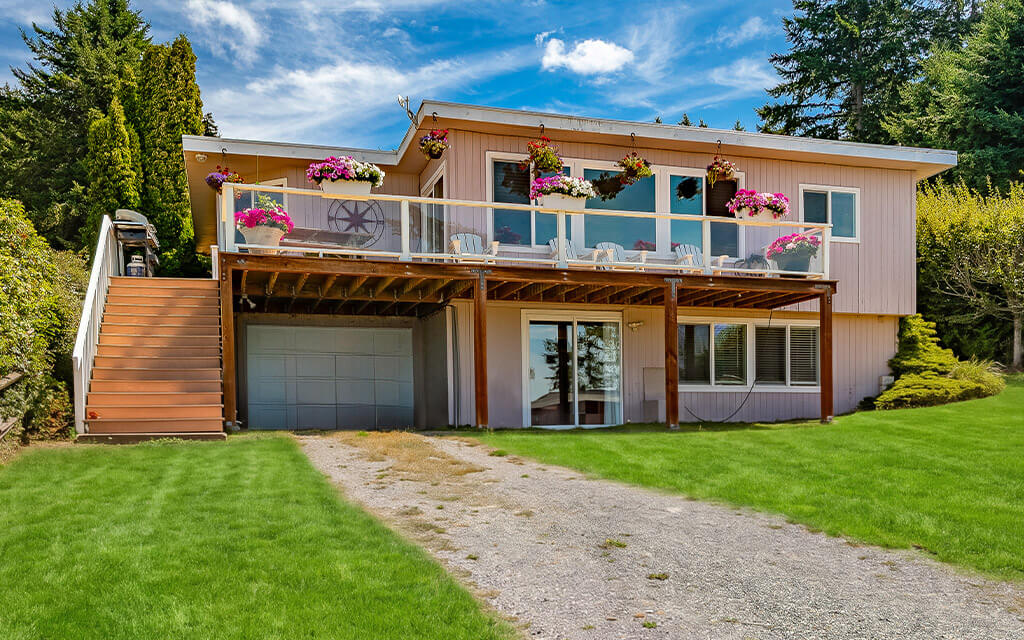 Lopez Island home vacation rental with bay view