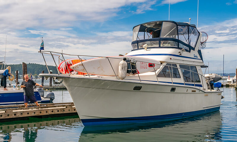 Yacht in Lopez Islander resort